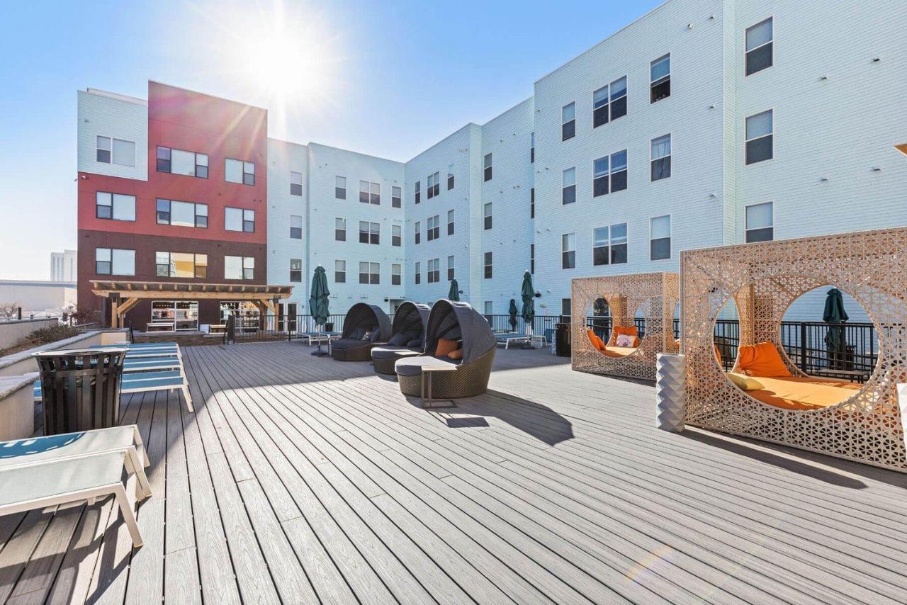 רינו Canyon Flats Apartments By Barsala מראה חיצוני תמונה