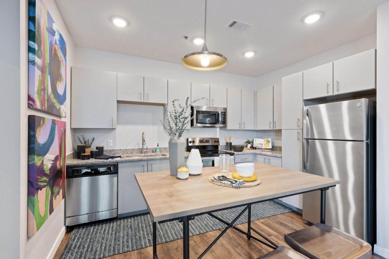 רינו Canyon Flats Apartments By Barsala מראה חיצוני תמונה